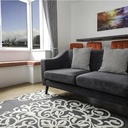 Executive Harbour Suites A Lägenhet